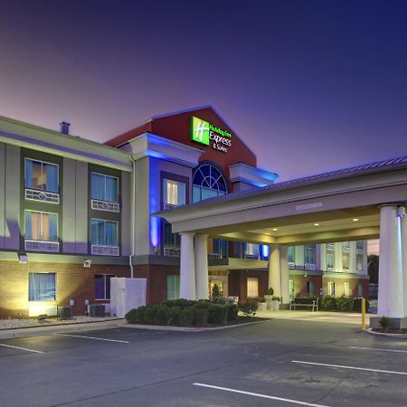 Holiday Inn Express Hotel & Suites Emporia, An Ihg Hotel Bagian luar foto